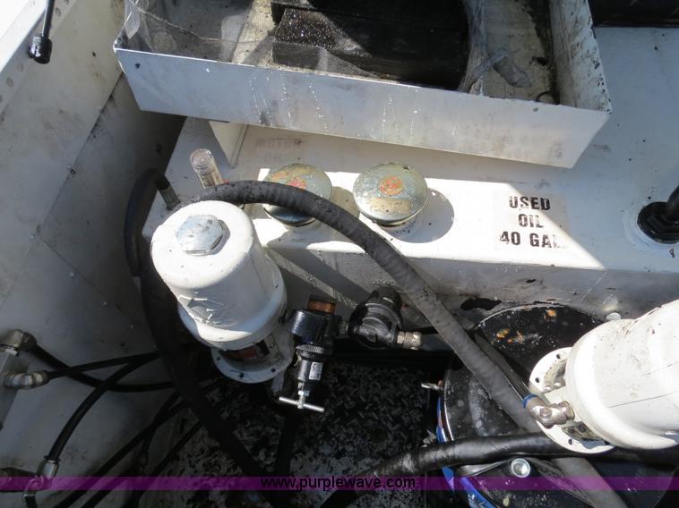 image for item B4648 2007 Ford F550 XL Super Duty service truck