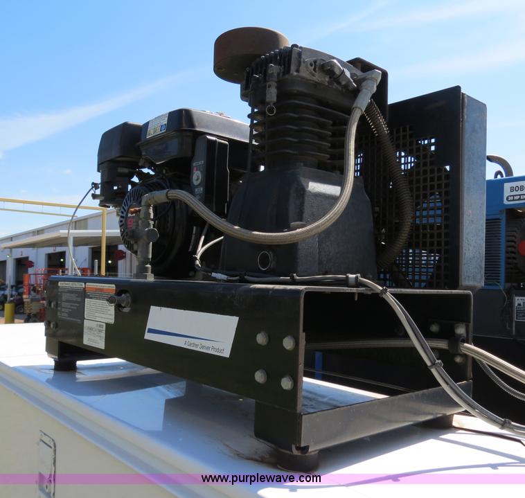 image for item B4648 2007 Ford F550 XL Super Duty service truck