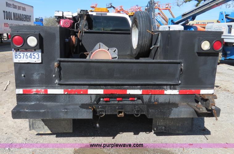 image for item B4649 2006 Ford F550 XL Super Duty service truck
