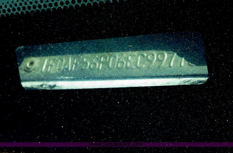 image for item B4649 2006 Ford F550 XL Super Duty service truck