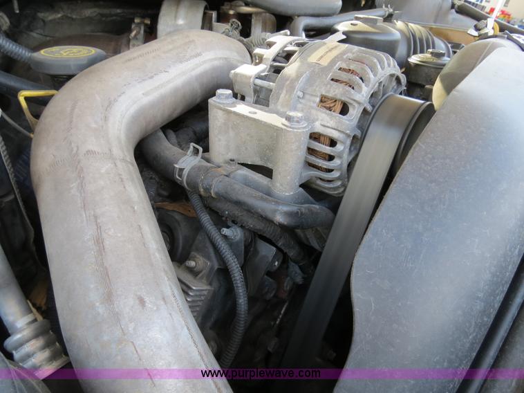 image for item B4649 2006 Ford F550 XL Super Duty service truck