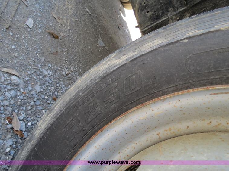 image for item B4649 2006 Ford F550 XL Super Duty service truck