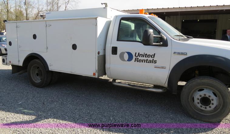 image for item B4650 2007 Ford F550 XL Super Duty service truck