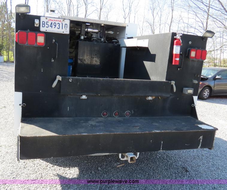 image for item B4650 2007 Ford F550 XL Super Duty service truck