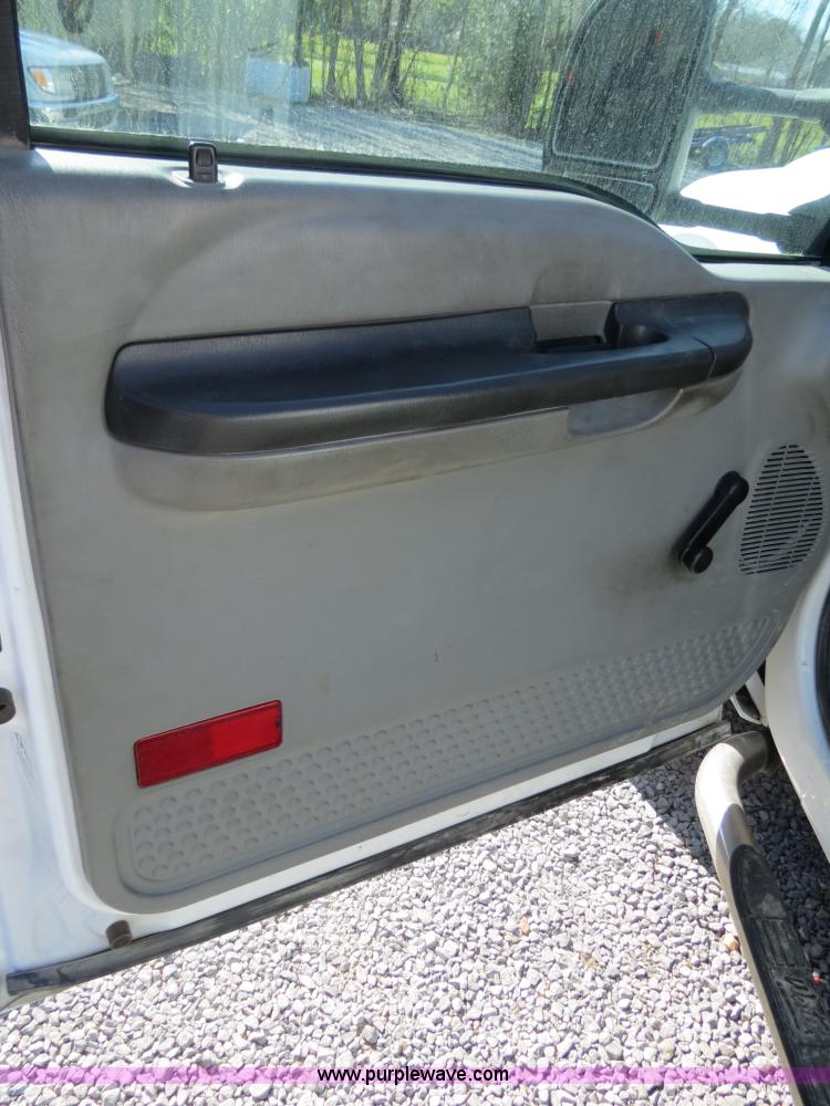 image for item B4650 2007 Ford F550 XL Super Duty service truck