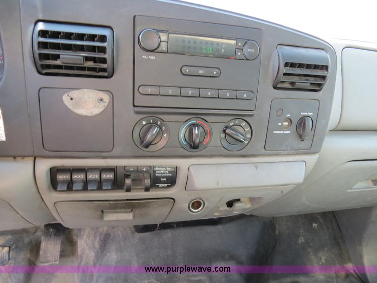 image for item B4650 2007 Ford F550 XL Super Duty service truck