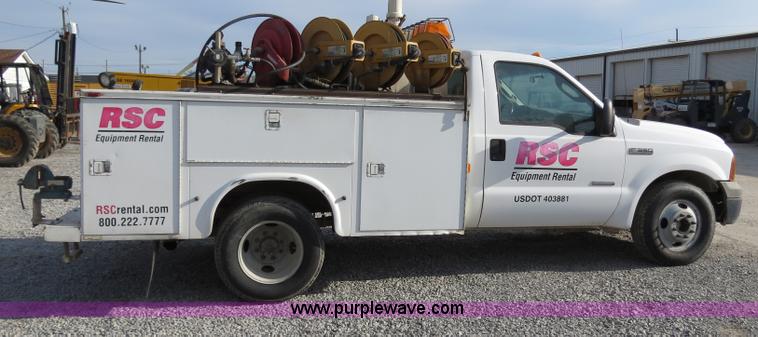image for item B4651 2005 Ford F350 XL Super Duty service truck