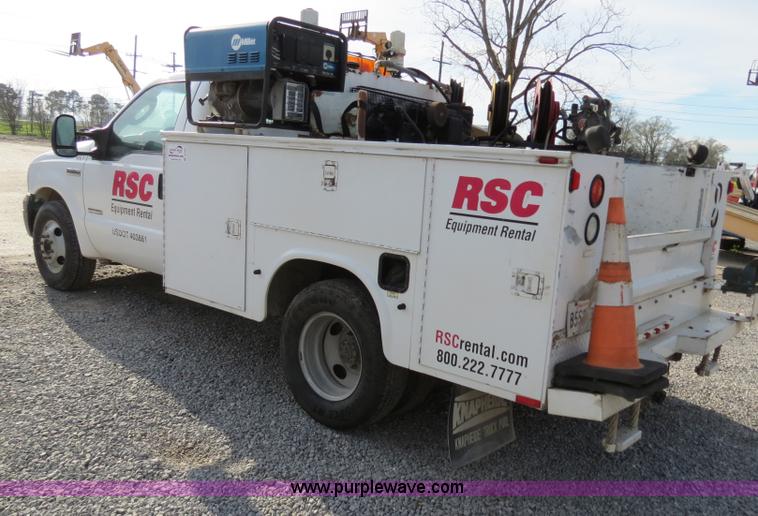 image for item B4651 2005 Ford F350 XL Super Duty service truck