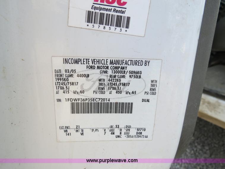 image for item B4651 2005 Ford F350 XL Super Duty service truck