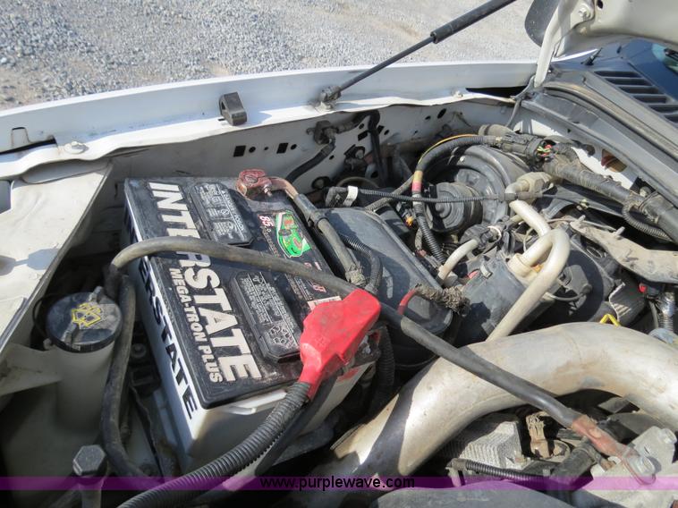 image for item B4651 2005 Ford F350 XL Super Duty service truck