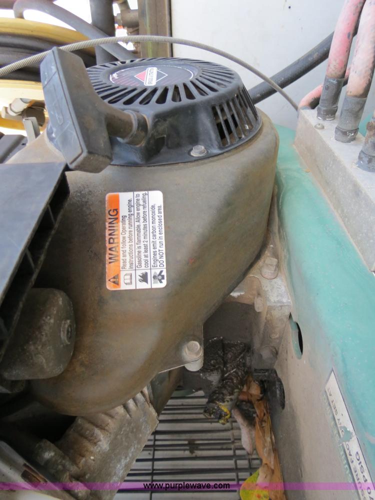 image for item B4651 2005 Ford F350 XL Super Duty service truck