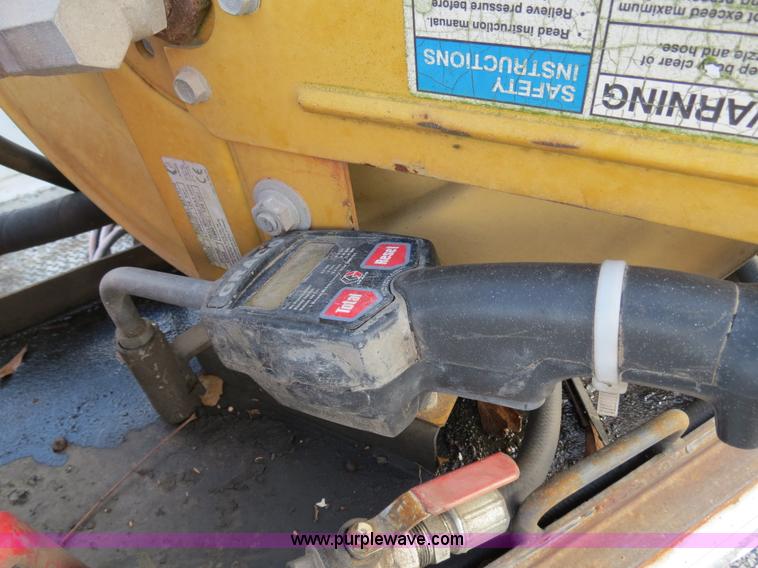 image for item B4651 2005 Ford F350 XL Super Duty service truck