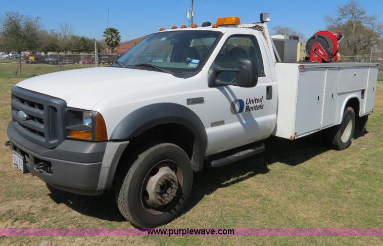 image for item B4652 2007 Ford F550 XL Super Duty service truck