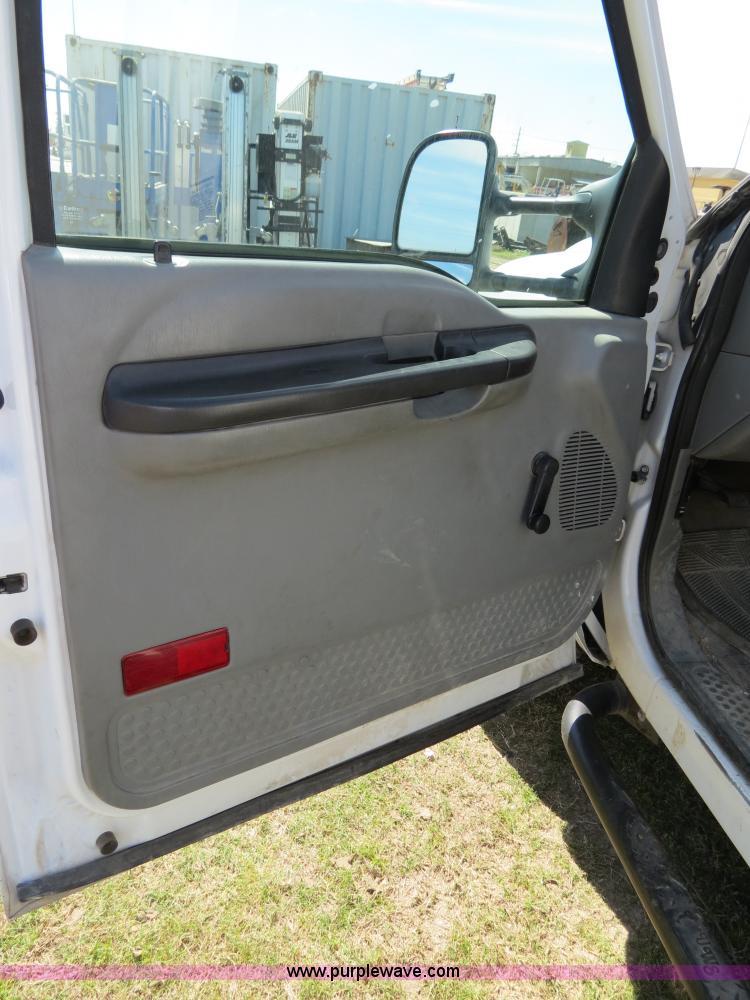 image for item B4652 2007 Ford F550 XL Super Duty service truck