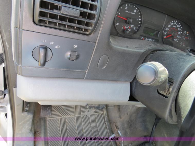 image for item B4652 2007 Ford F550 XL Super Duty service truck