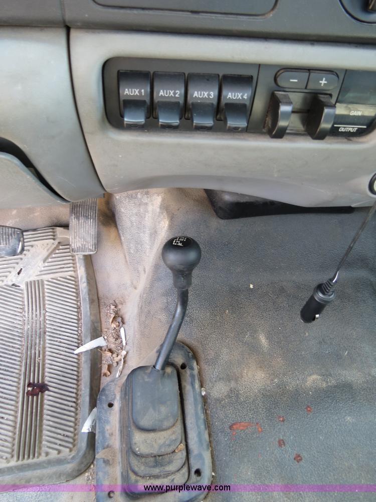 image for item B4652 2007 Ford F550 XL Super Duty service truck