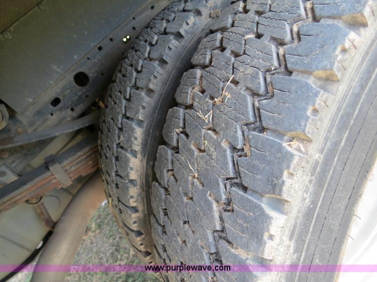 image for item B4652 2007 Ford F550 XL Super Duty service truck