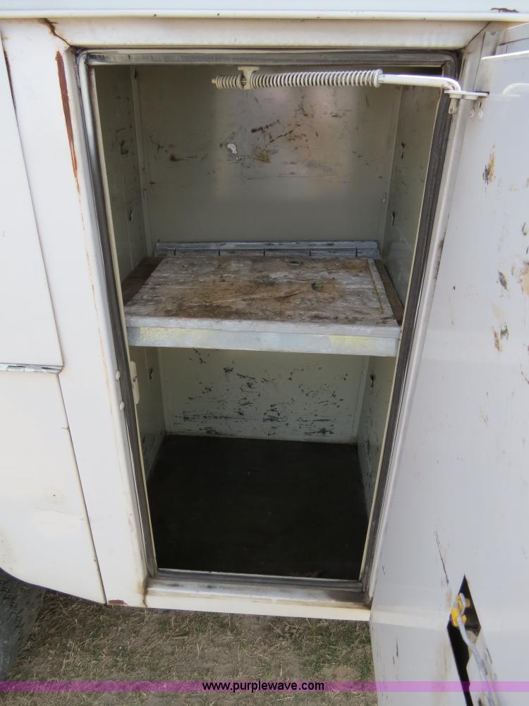 image for item B4652 2007 Ford F550 XL Super Duty service truck