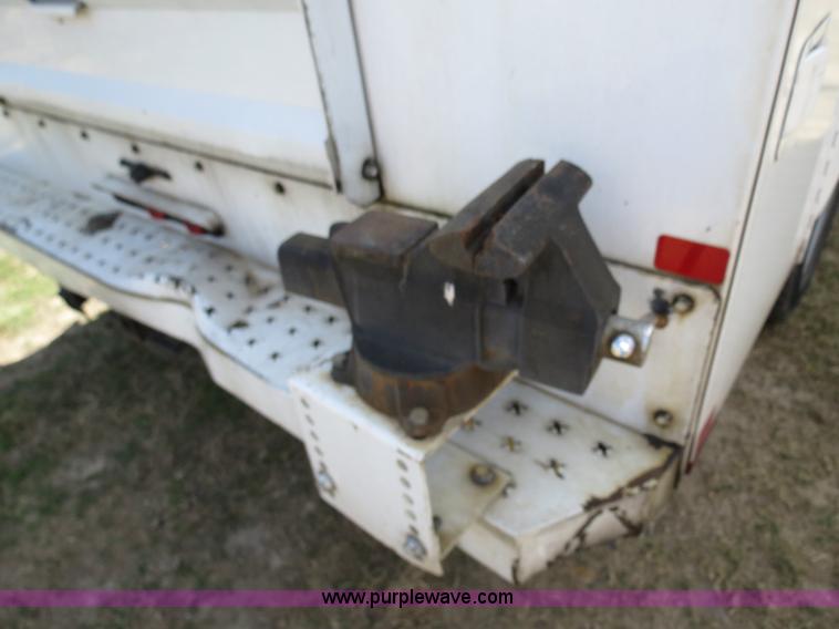 image for item B4652 2007 Ford F550 XL Super Duty service truck