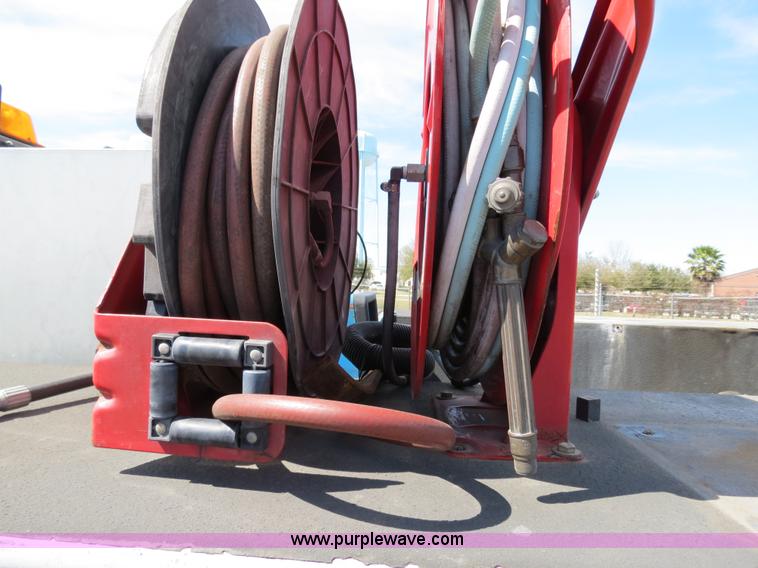 image for item B4652 2007 Ford F550 XL Super Duty service truck