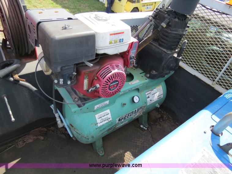 image for item B4652 2007 Ford F550 XL Super Duty service truck