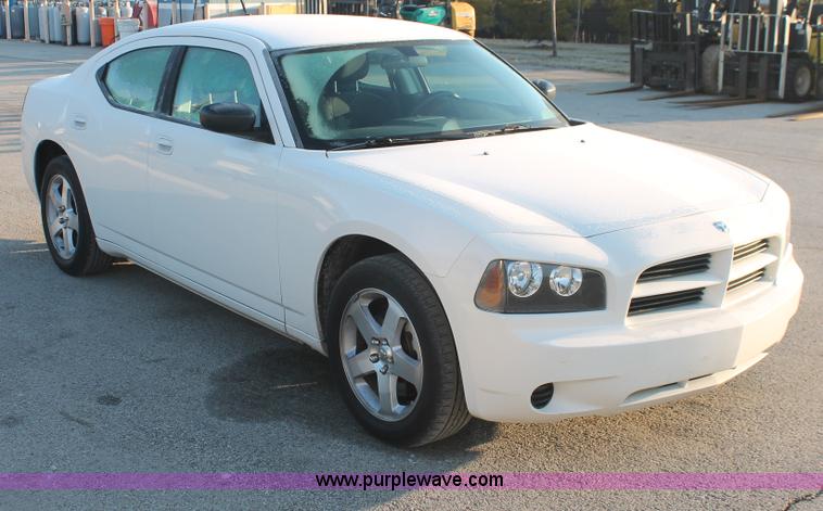 image for item E2909 2008 Dodge Charger SXT