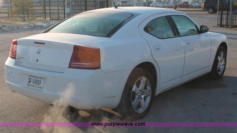 image for item E2909 2008 Dodge Charger SXT