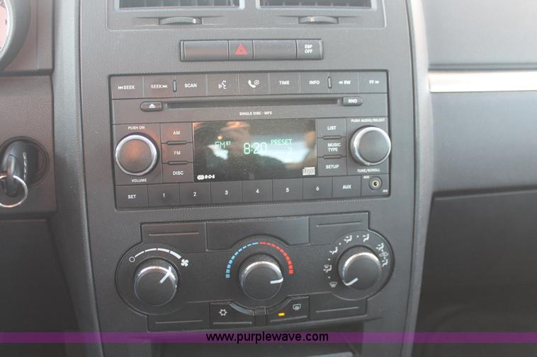 image for item E2909 2008 Dodge Charger SXT