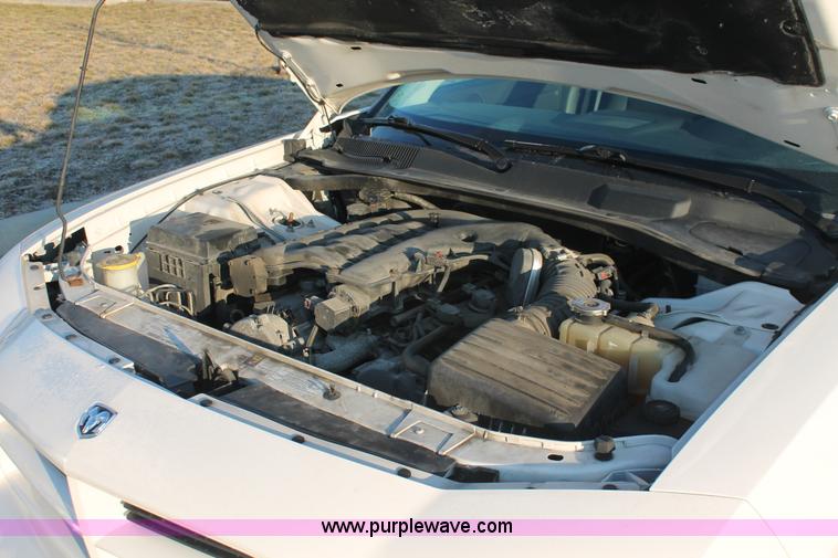 image for item E2909 2008 Dodge Charger SXT