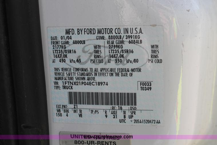 image for item E2911 2004 Ford F250 Super Duty XL SuperCab pickup truck