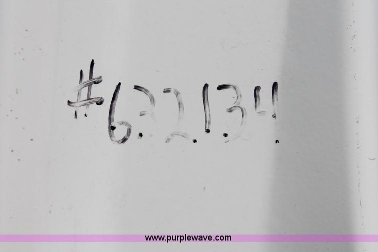 image for item E2911 2004 Ford F250 Super Duty XL SuperCab pickup truck