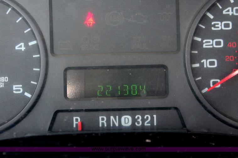 image for item E2912 2006 Ford F550 XL Super Duty service truck