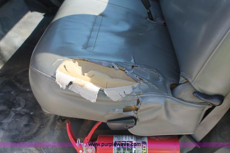 image for item E2912 2006 Ford F550 XL Super Duty service truck