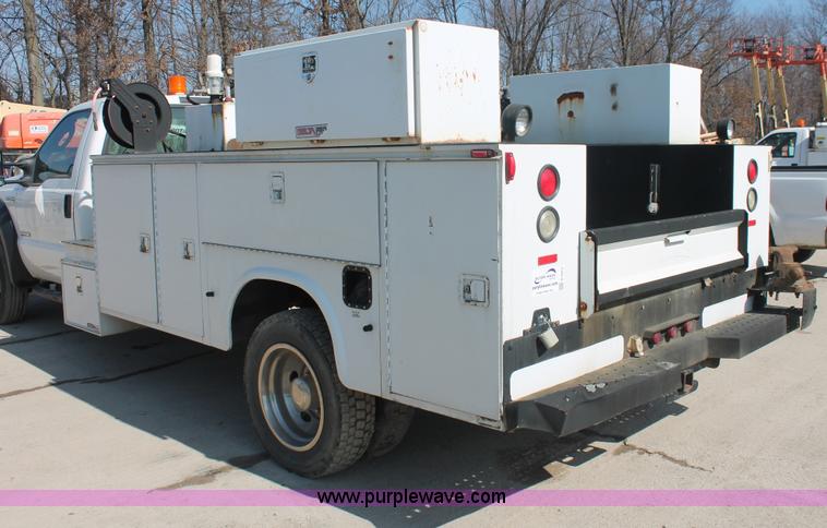 image for item E2912 2006 Ford F550 XL Super Duty service truck