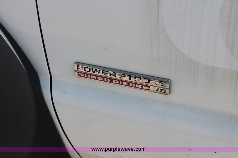 image for item E2912 2006 Ford F550 XL Super Duty service truck