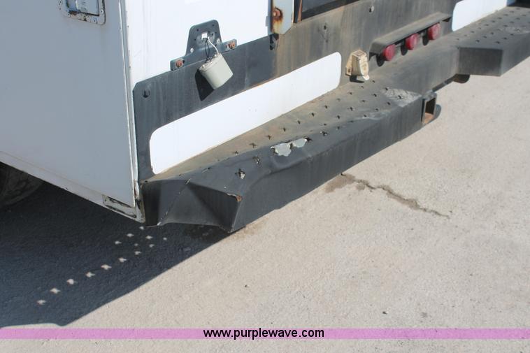 image for item E2912 2006 Ford F550 XL Super Duty service truck