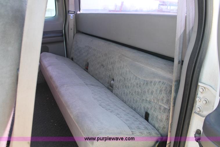 image for item E2913 1999 Ford F250 XLT Super Duty SuperCab pickup truck