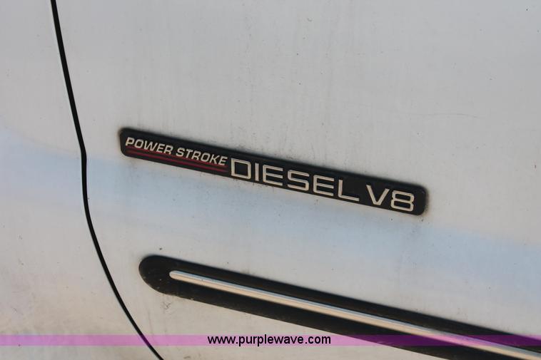 image for item E2913 1999 Ford F250 XLT Super Duty SuperCab pickup truck