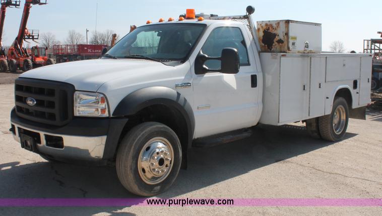 image for item E2914 2007 Ford F550 XL Super Duty SuperCab service truck