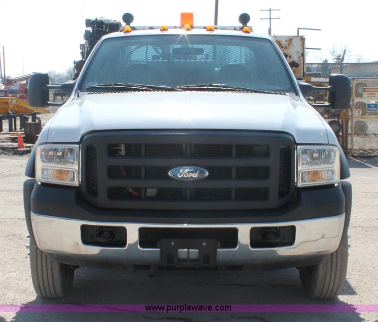 image for item E2914 2007 Ford F550 XL Super Duty SuperCab service truck