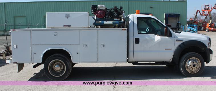 image for item E2914 2007 Ford F550 XL Super Duty SuperCab service truck