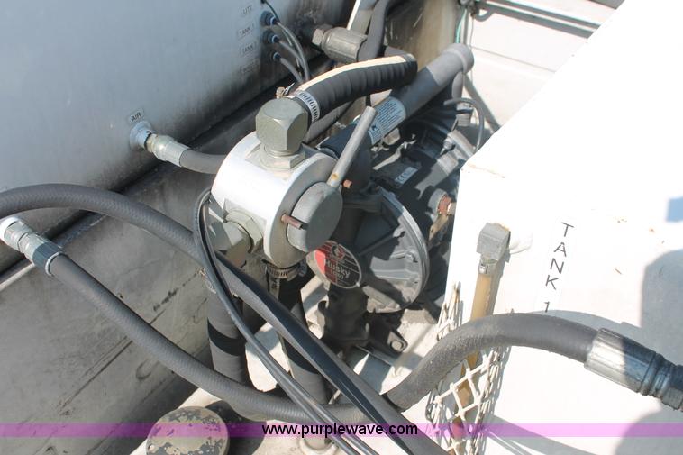 image for item E2914 2007 Ford F550 XL Super Duty SuperCab service truck