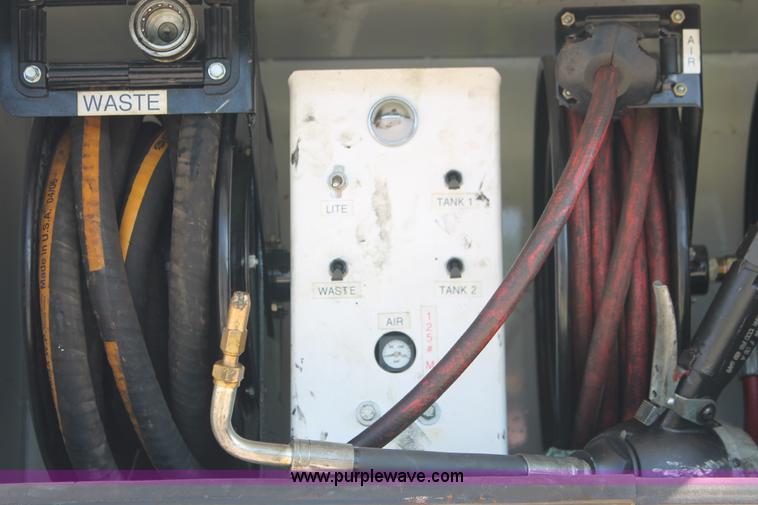 image for item E2914 2007 Ford F550 XL Super Duty SuperCab service truck