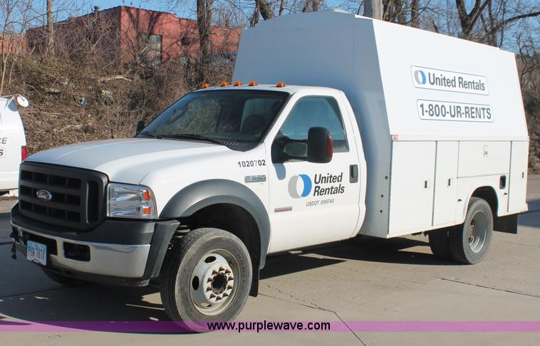 image for item E2916 2007 Ford F550 XL Super Duty service truck