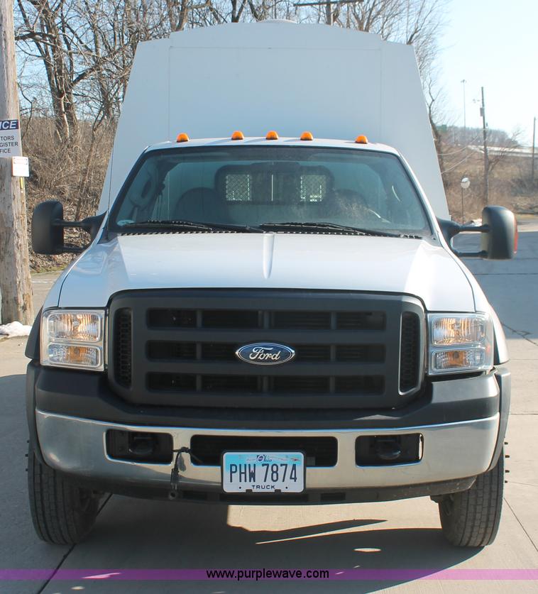 image for item E2916 2007 Ford F550 XL Super Duty service truck