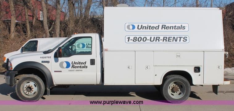 image for item E2916 2007 Ford F550 XL Super Duty service truck