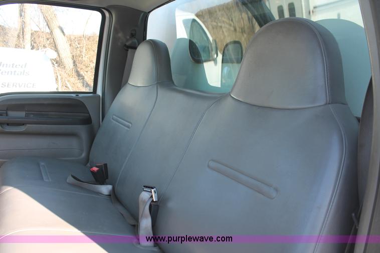 image for item E2916 2007 Ford F550 XL Super Duty service truck