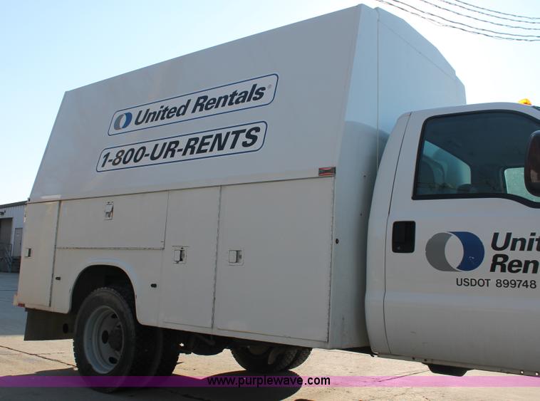 image for item E2916 2007 Ford F550 XL Super Duty service truck