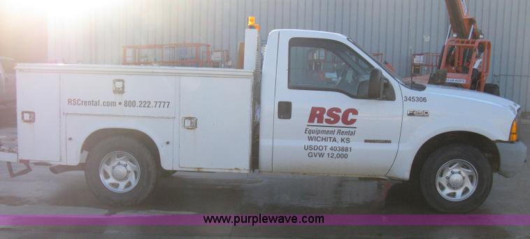 image for item E3107 2000 Ford F250 Super Duty XL service truck