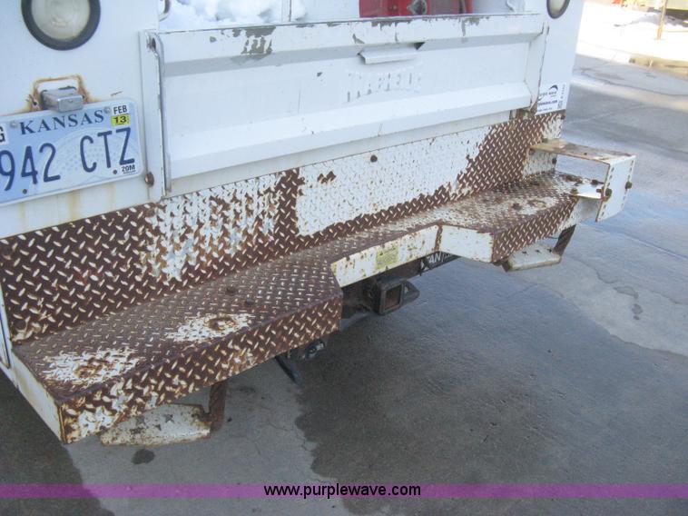 image for item E3107 2000 Ford F250 Super Duty XL service truck